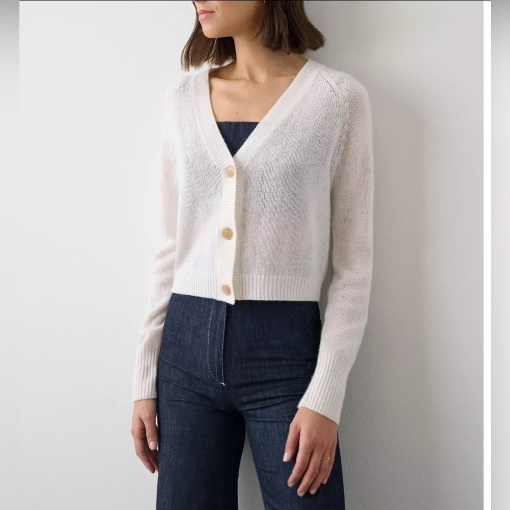 White + Warren 20262 100% cashmere featherweight cardigan soft white NWT